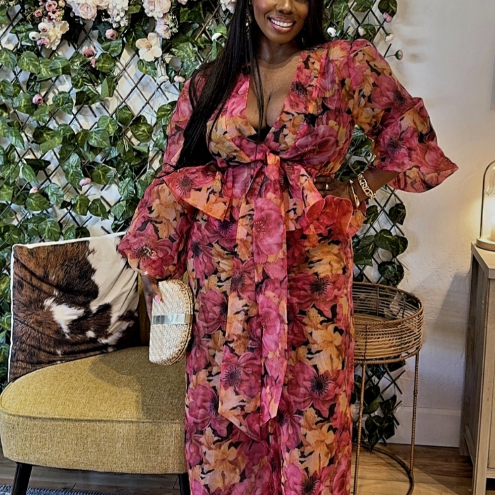 AKIRA Vibrant Pink and Black Floral 2 Piece Pants Suit